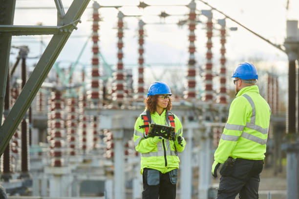 Best Circuit Breaker Repair  in Armona, CA
